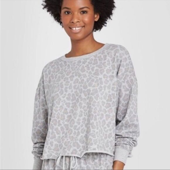 COLSIE | Gray Leopard Animal Print Cropped Loungewear Sweatshirt Women’s Size XL - Picture 1 of 9